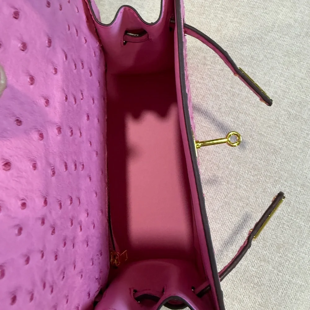 Pink Ostrich-effect Handbag - Picture 11 of 11
